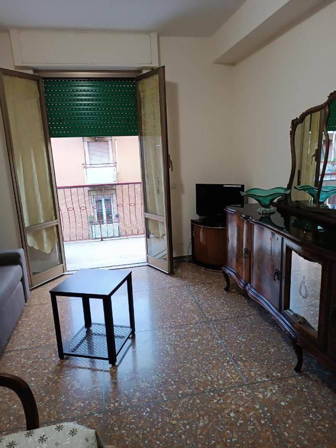 Hortis Apartment, 5 Persone, 2 Camere, Balcone, Metro C E Tram Per Il Centro Apartamento *